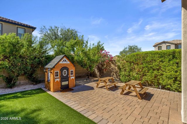 3807 E QUAIL Avenue, Phoenix, AZ 85050