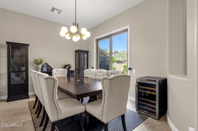 3807 E QUAIL Avenue, Phoenix, AZ 85050