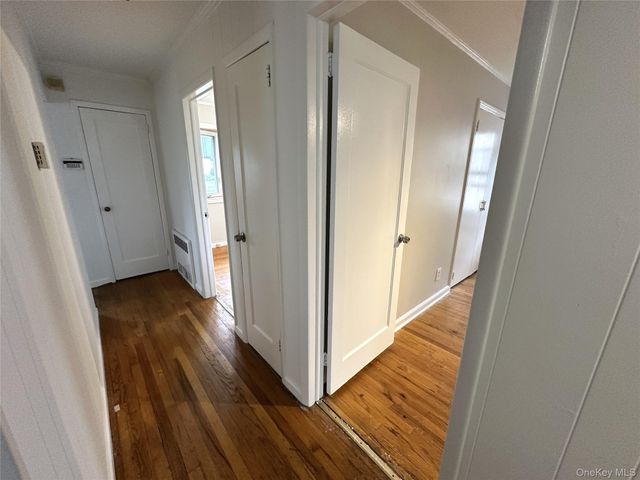 64 E Fenimore Street, Valley Stream, NY 11580