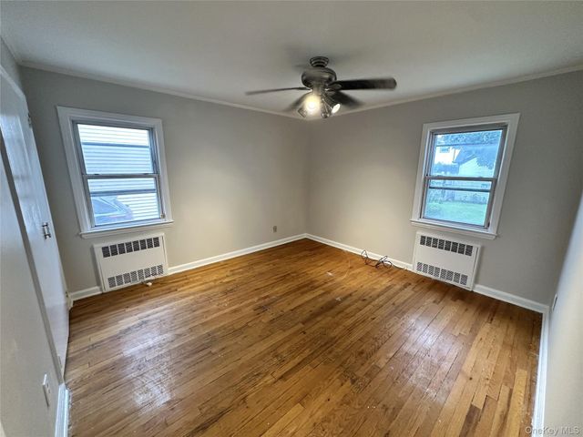 64 E Fenimore Street, Valley Stream, NY 11580
