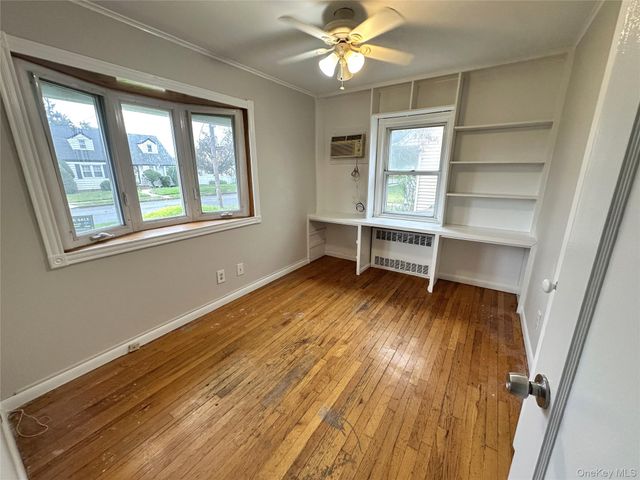 64 E Fenimore Street, Valley Stream, NY 11580