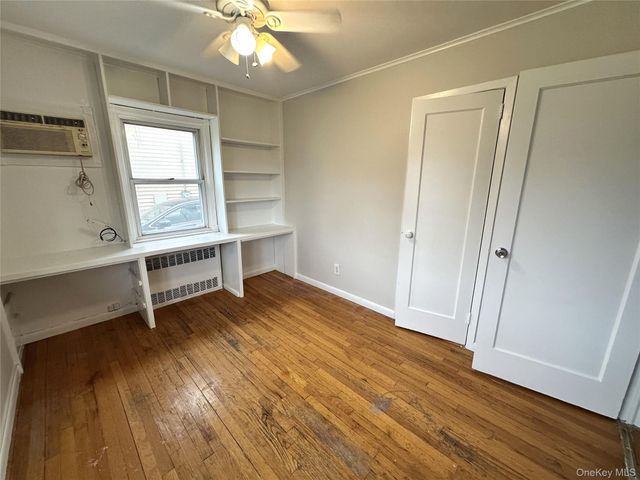 64 E Fenimore Street, Valley Stream, NY 11580