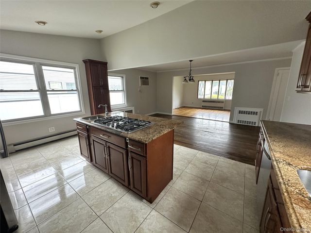 64 E Fenimore Street, Valley Stream, NY 11580