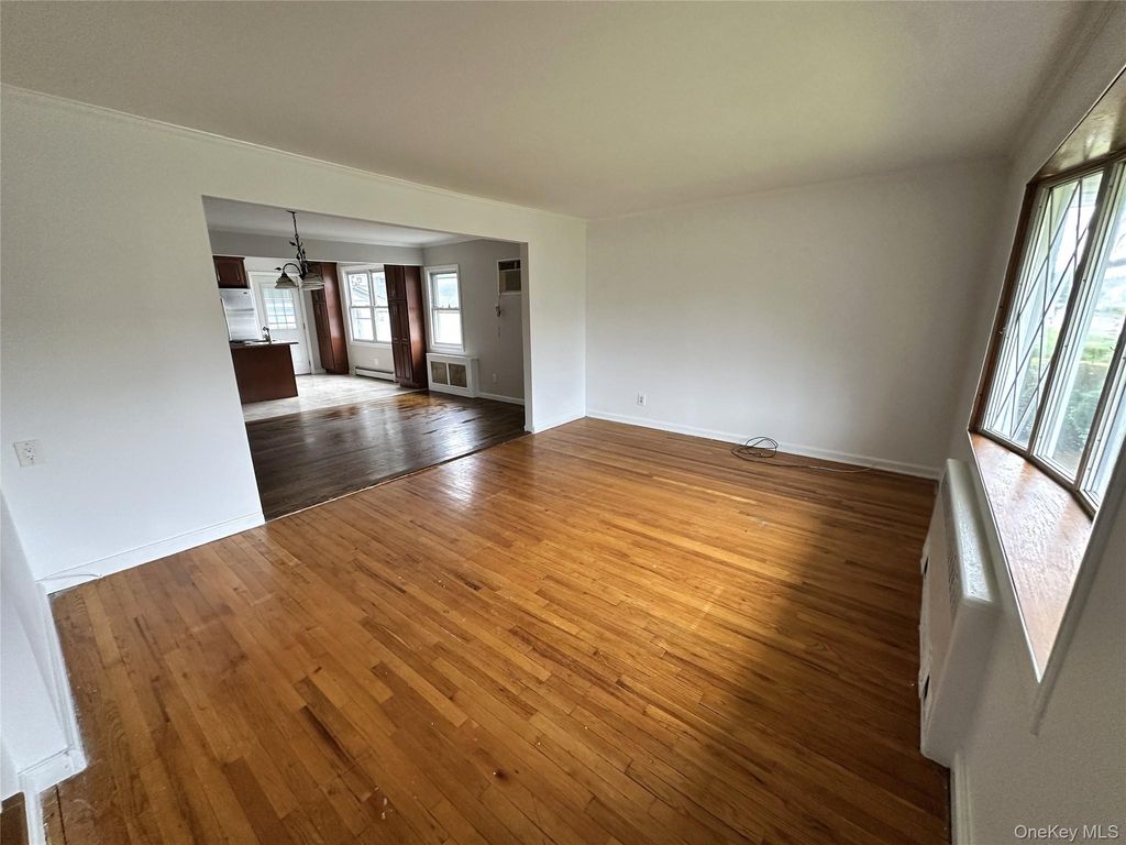 64 E Fenimore Street, Valley Stream, NY 11580 — photo 3