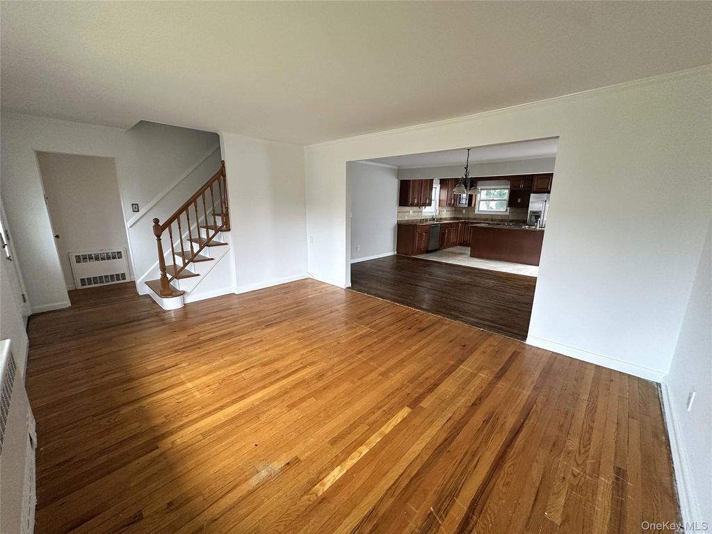 64 E Fenimore Street, Valley Stream, NY 11580 — photo 4