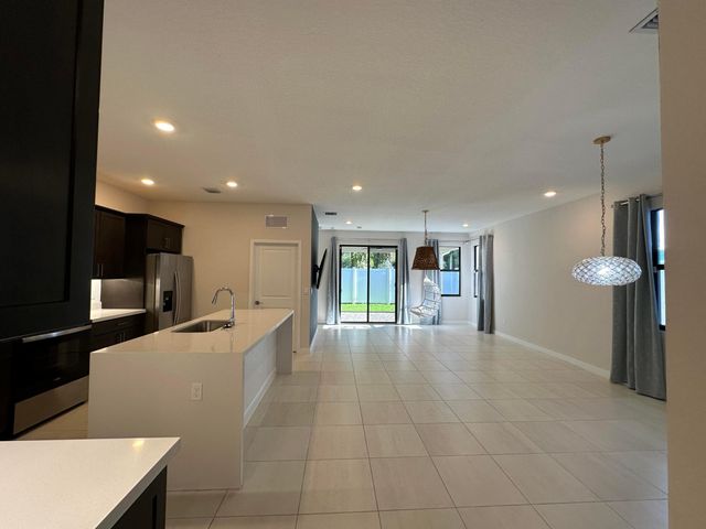 7078 Rockwood Road, Jupiter, FL 33458