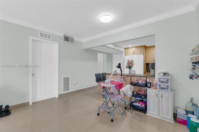 17101 NW 57th Avenue 110, Miami Gardens, FL 33055
