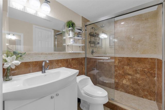 17101 NW 57th Avenue 110, Miami Gardens, FL 33055
