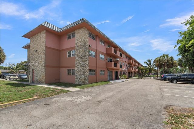 17101 NW 57th Avenue 110, Miami Gardens, FL 33055