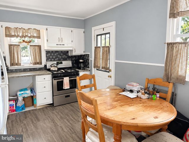 325 DELMAR ST, Philadelphia, PA 19128