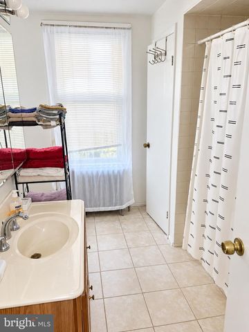 325 DELMAR ST, Philadelphia, PA 19128
