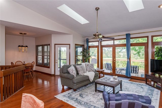 30 Heatherglen Court, Springboro, OH 45066