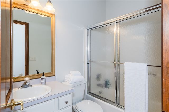 30 Heatherglen Court, Springboro, OH 45066