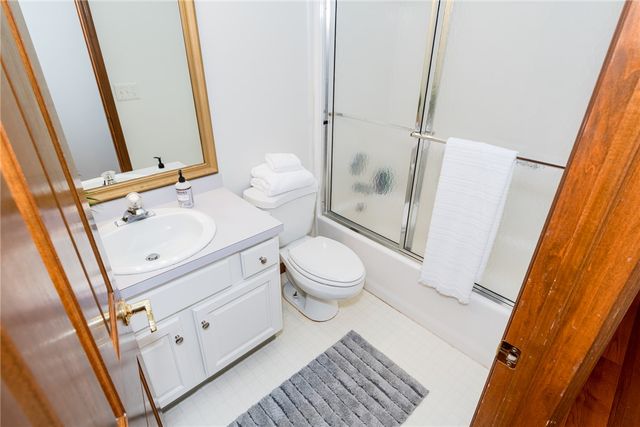 30 Heatherglen Court, Springboro, OH 45066