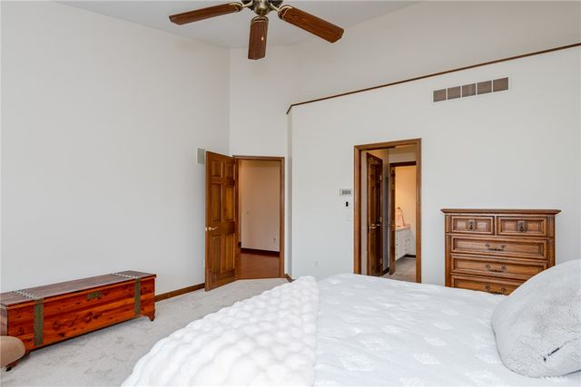 30 Heatherglen Court, Springboro, OH 45066