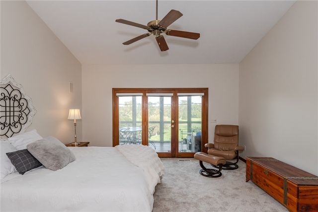 30 Heatherglen Court, Springboro, OH 45066