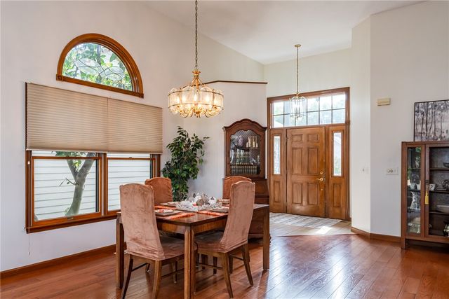 30 Heatherglen Court, Springboro, OH 45066