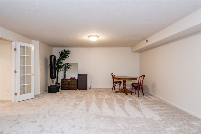 30 Heatherglen Court, Springboro, OH 45066