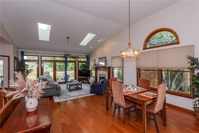 30 Heatherglen Court, Springboro, OH 45066