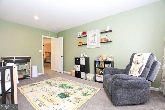 5202 MOUNTAINVIEW DR, Harrisburg, PA 17112