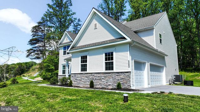 5202 MOUNTAINVIEW DR, Harrisburg, PA 17112