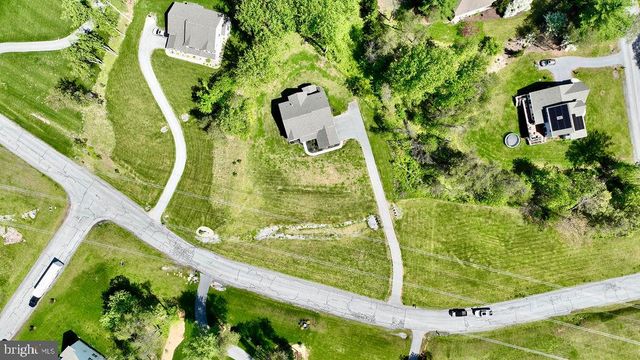 5202 MOUNTAINVIEW DR, Harrisburg, PA 17112