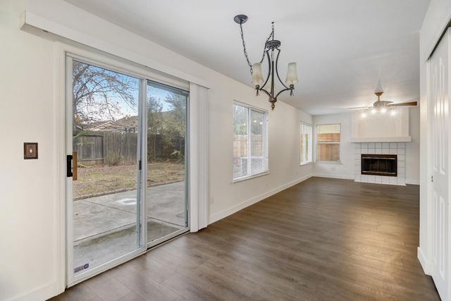 9247 Palmerson Dr, Antelope, CA 95843