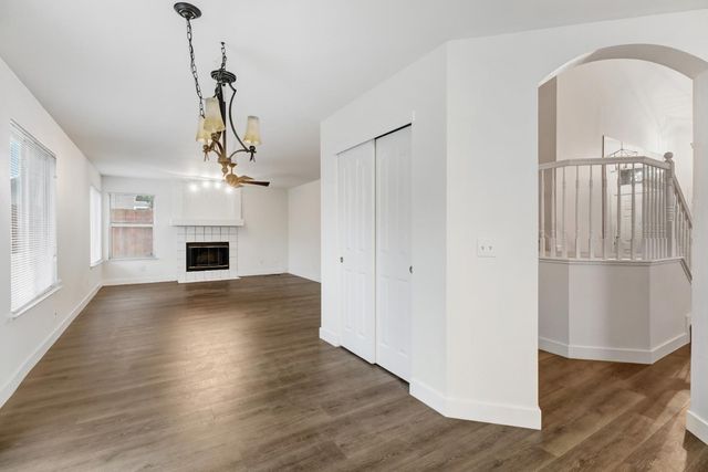 9247 Palmerson Dr, Antelope, CA 95843