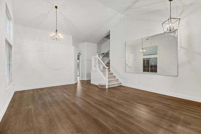 9247 Palmerson Dr, Antelope, CA 95843