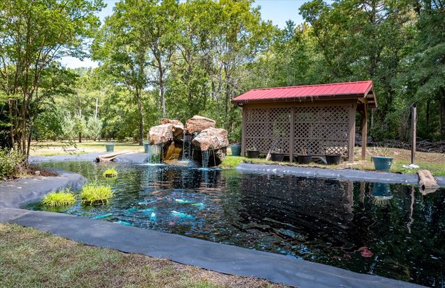 650 Cromwell Lane, Walterboro, SC 29488