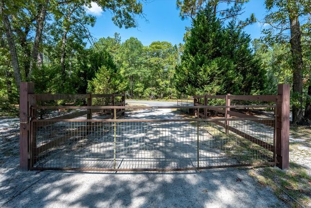 650 Cromwell Lane, Walterboro, SC 29488