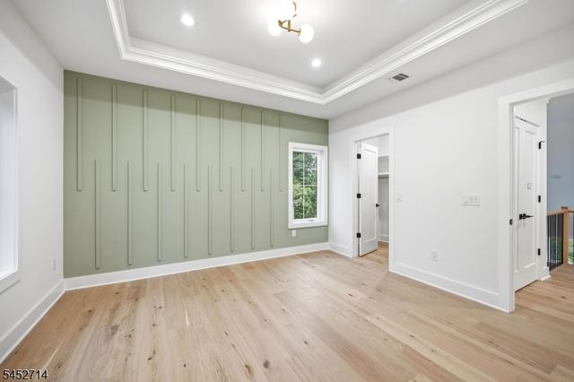 12 Tilden Ct, Livingston Twp., NJ 07039