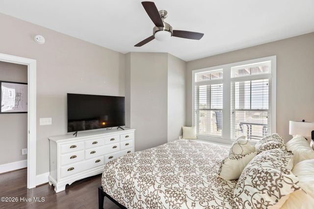 1401 Carolina Beach Avenue N, Carolina Beach, NC 28428
