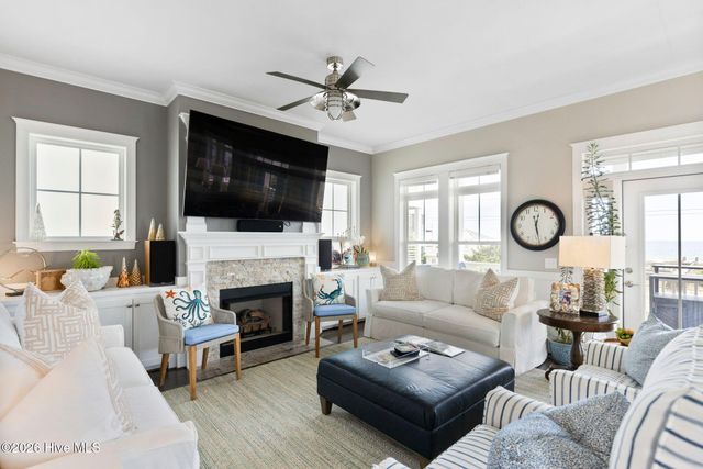 1401 Carolina Beach Avenue N, Carolina Beach, NC 28428