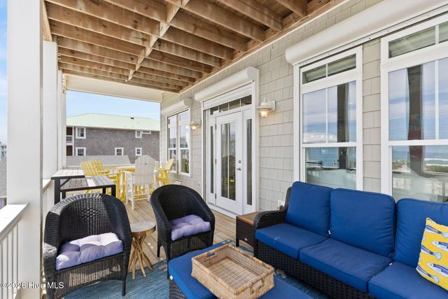 1401 Carolina Beach Avenue N, Carolina Beach, NC 28428