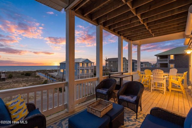 1401 Carolina Beach Avenue N, Carolina Beach, NC 28428