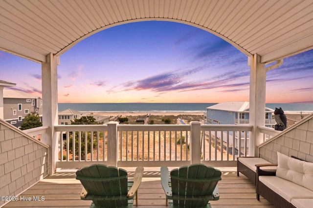 1401 Carolina Beach Avenue N, Carolina Beach, NC 28428