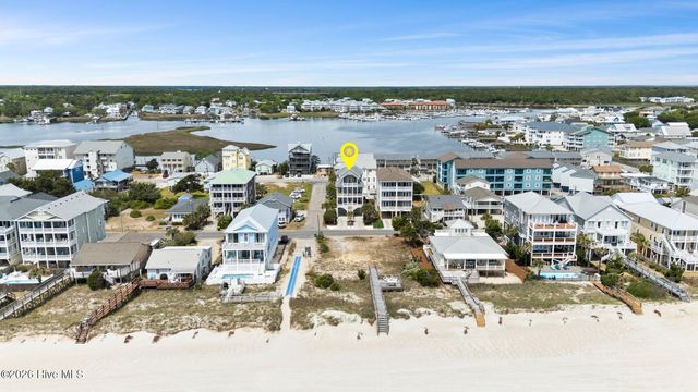 1401 Carolina Beach Avenue N, Carolina Beach, NC 28428