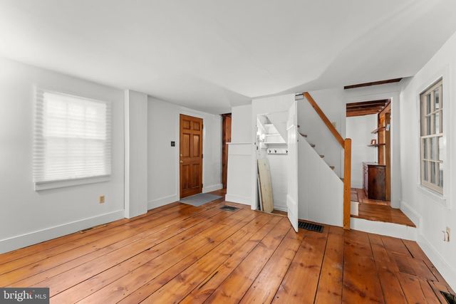 40 S CANAL ST, Yardley, PA 19067