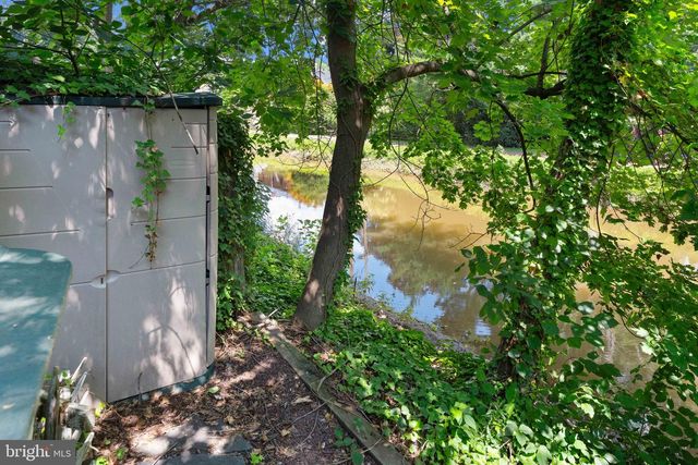 40 S CANAL ST, Yardley, PA 19067