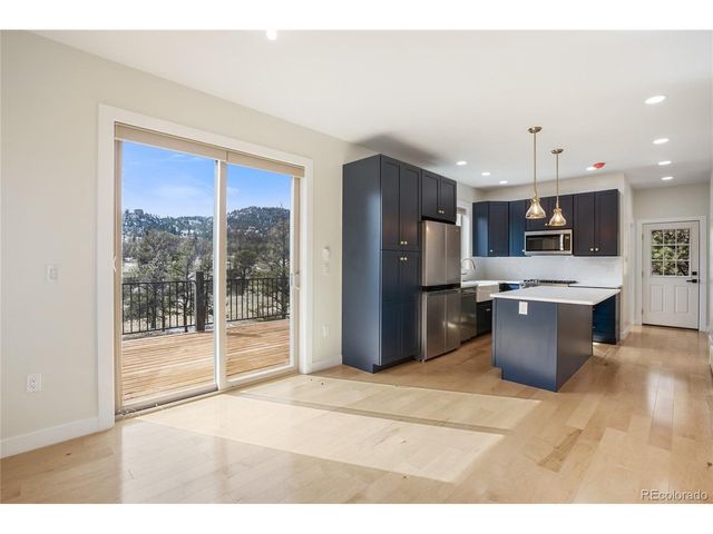 142 Hackamore Dr, Florissant, CO 80816