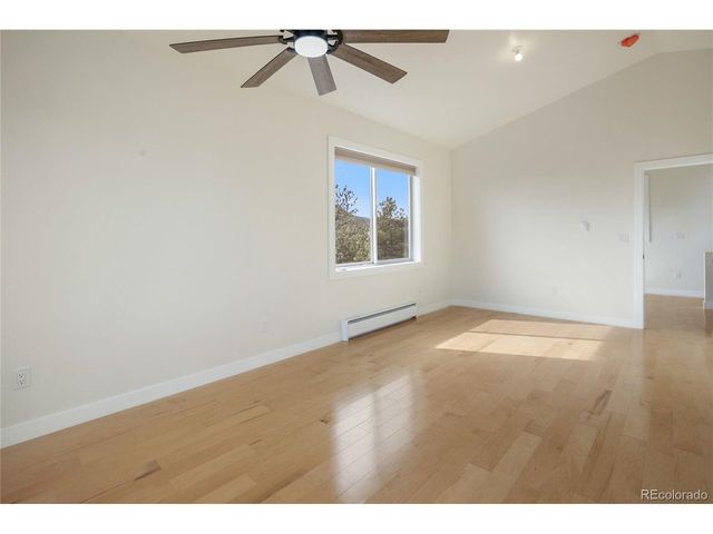 142 Hackamore Dr, Florissant, CO 80816