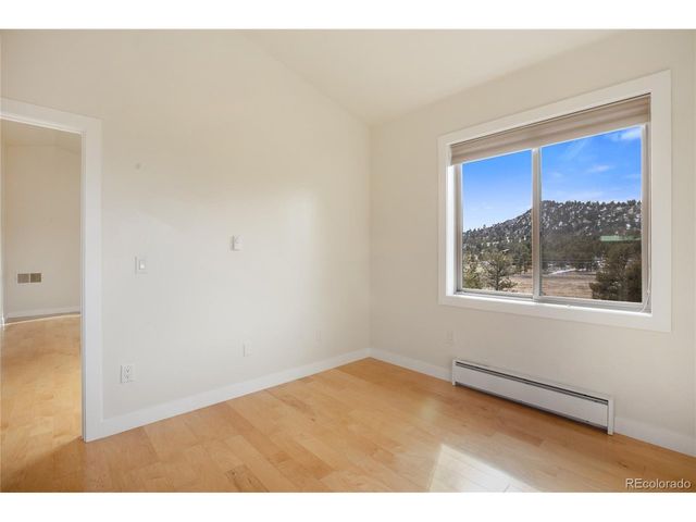 142 Hackamore Dr, Florissant, CO 80816