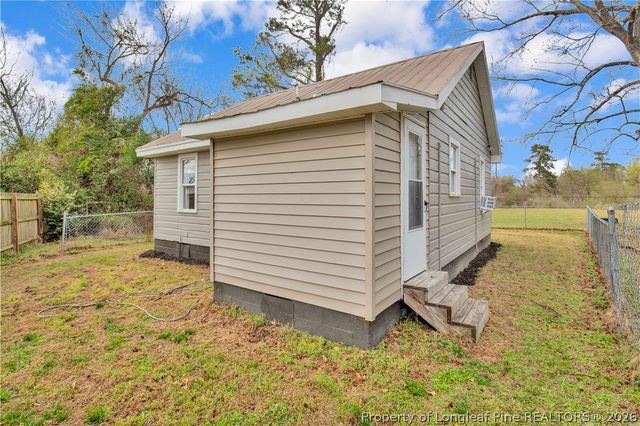 326 Hawley Lane, Fayetteville, NC 28301
