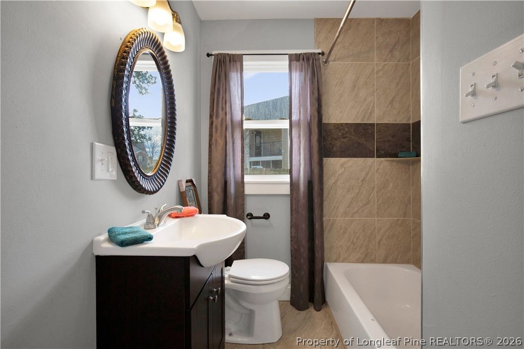 326 Hawley Lane, Fayetteville, NC 28301 — photo 19