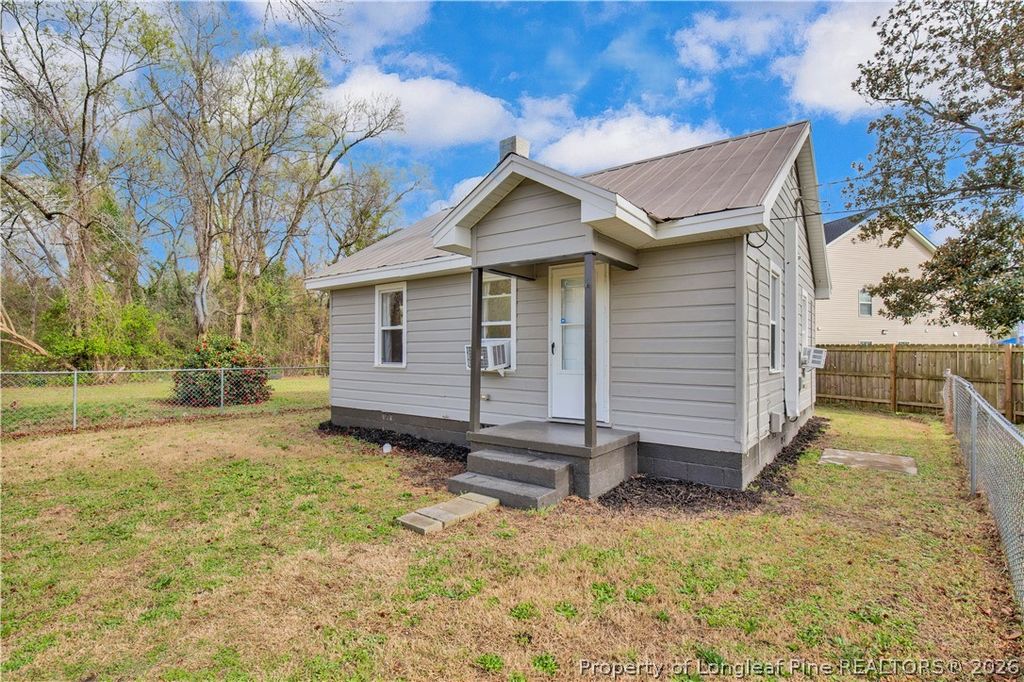 326 Hawley Lane, Fayetteville, NC 28301 — photo 3