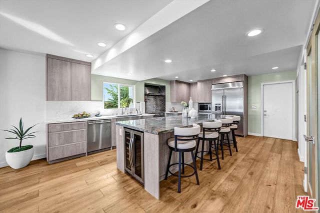 2355 Branden Street, Los Angeles, CA 90026