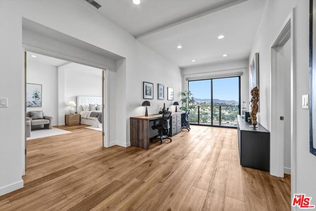 2355 Branden Street, Los Angeles, CA 90026