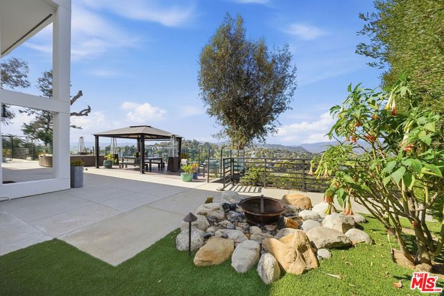 2355 Branden Street, Los Angeles, CA 90026