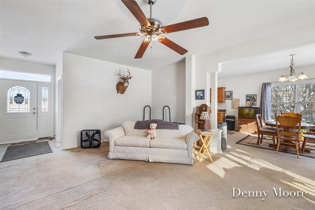 516 131st Avenue, Wayland, MI 49348